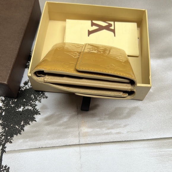 Authenticated Louis Vuitton monogram vernis wallet - LV wallet - Designer wallet - Picture 7 of 17